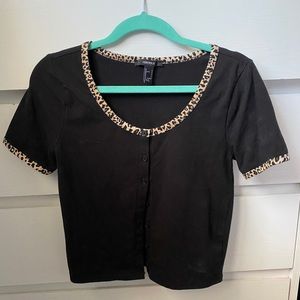 Cute basic crop top!!